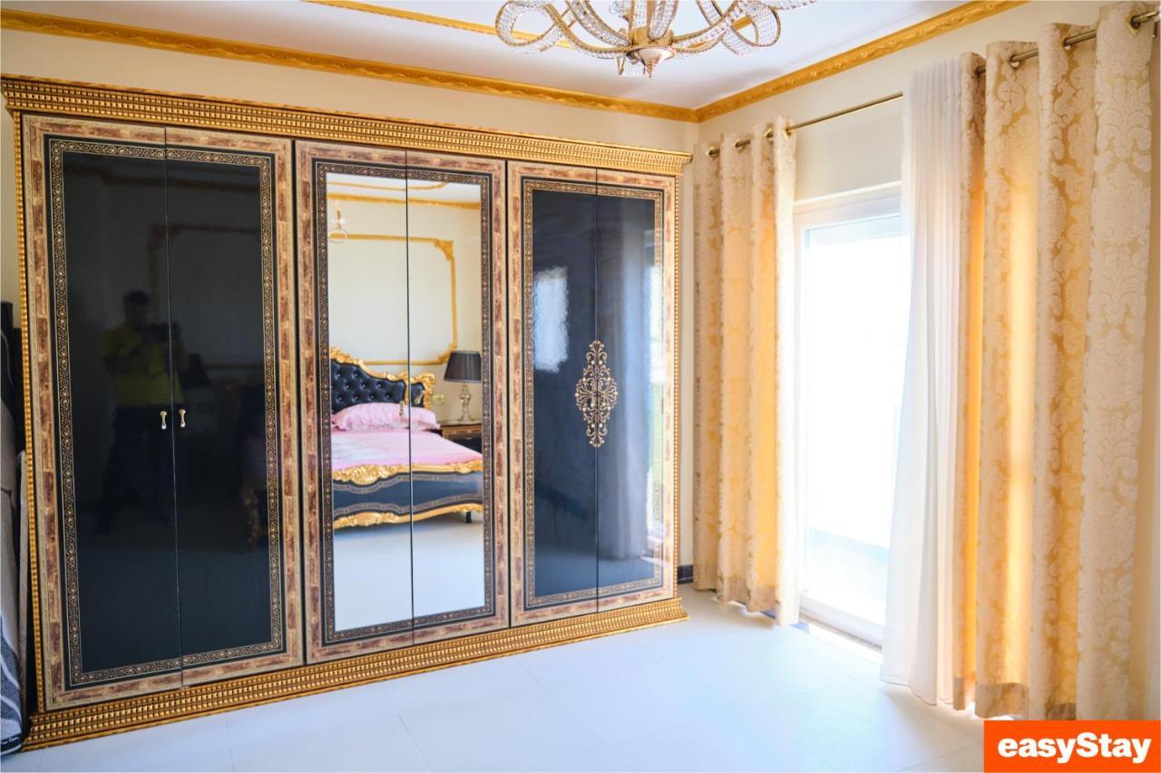 Apartment Easy - Luxury Three Bedroom *